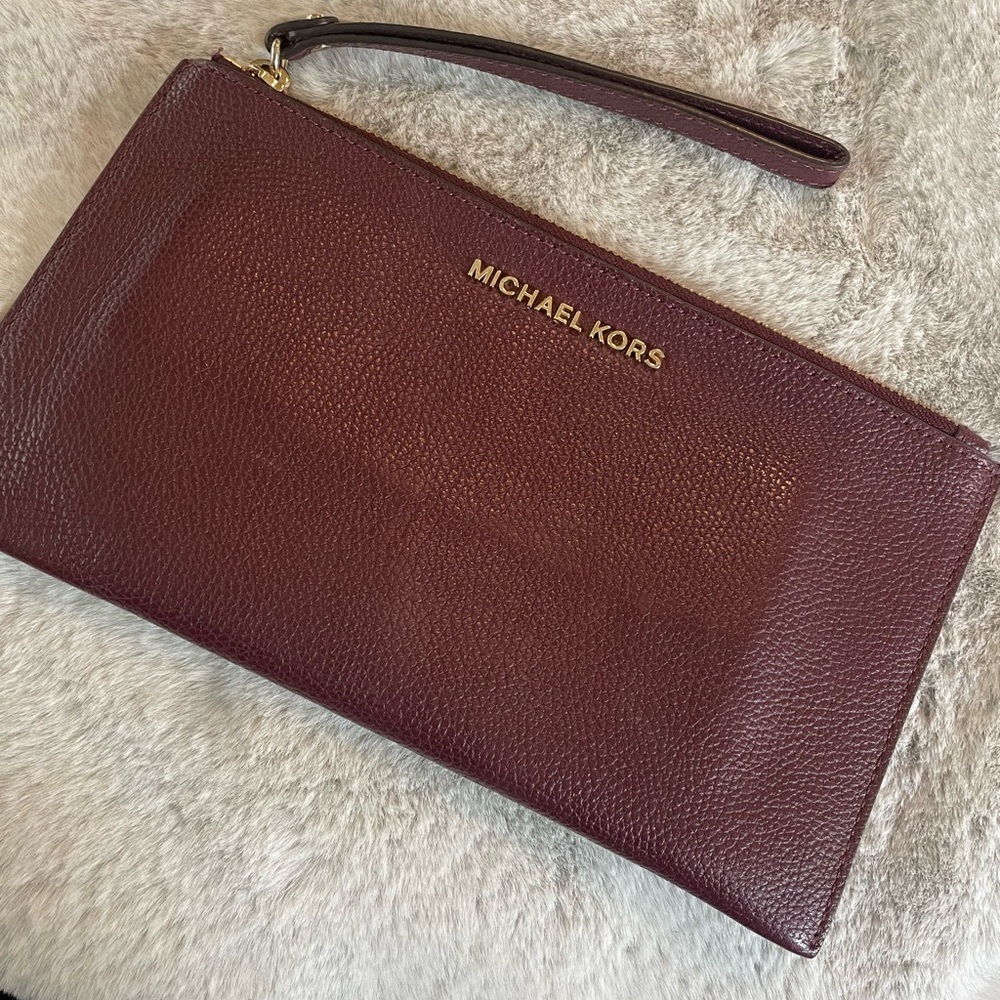 Michael Kors pebbled calf leather maroon wallet clutch